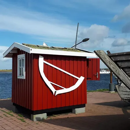 Moewe 12 Marina